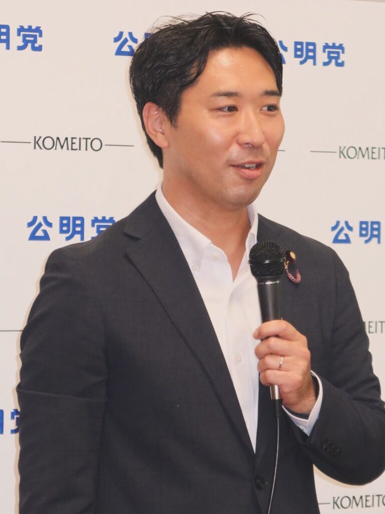 議員会館で大使館の方と懇談