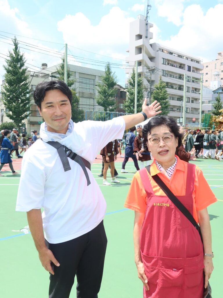 地元の盆踊り・夏祭りで地域の皆さんと交流