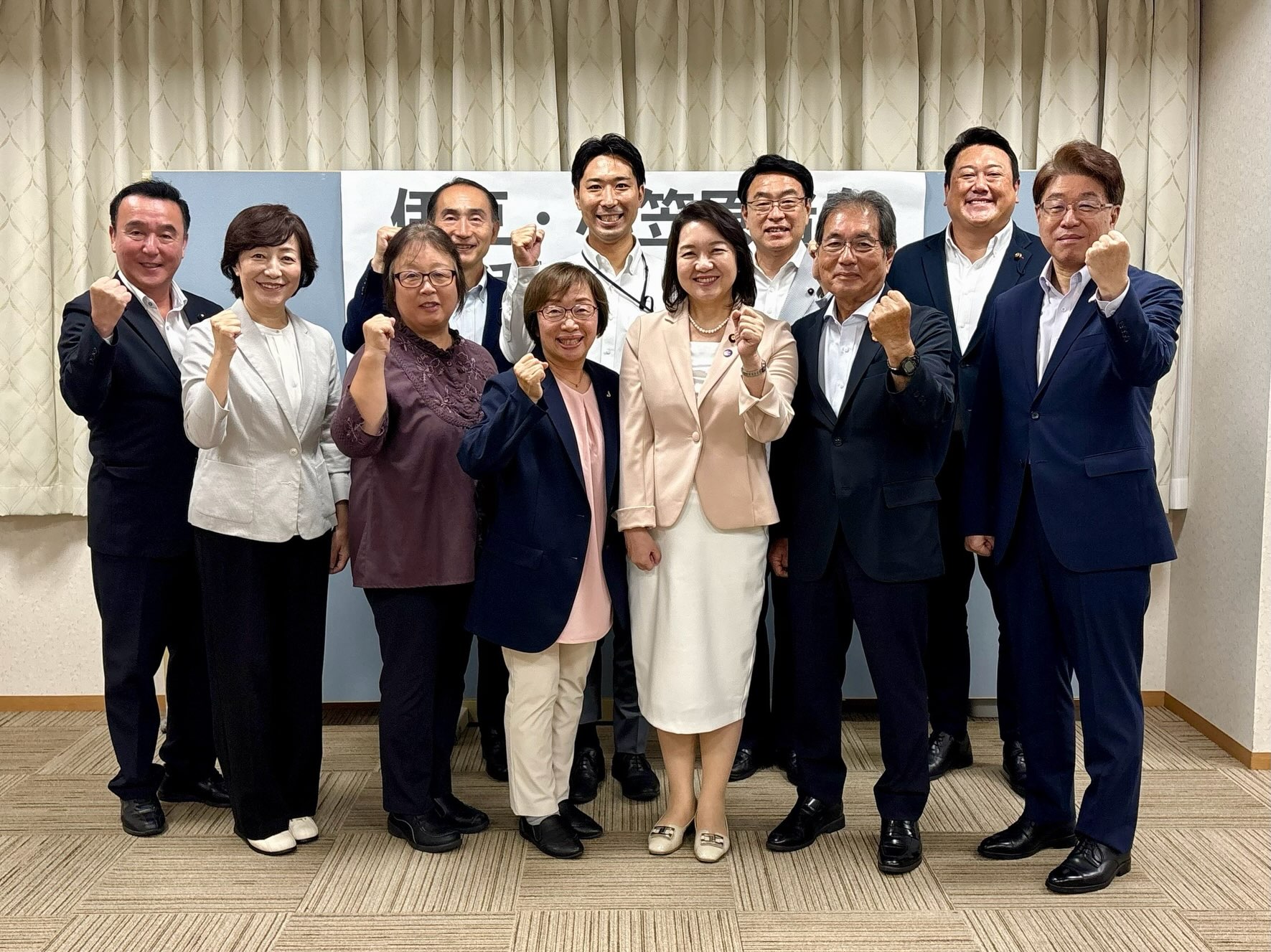 私が委員長を務める「伊豆・小笠原諸島振興活性化対策委員会」を開催