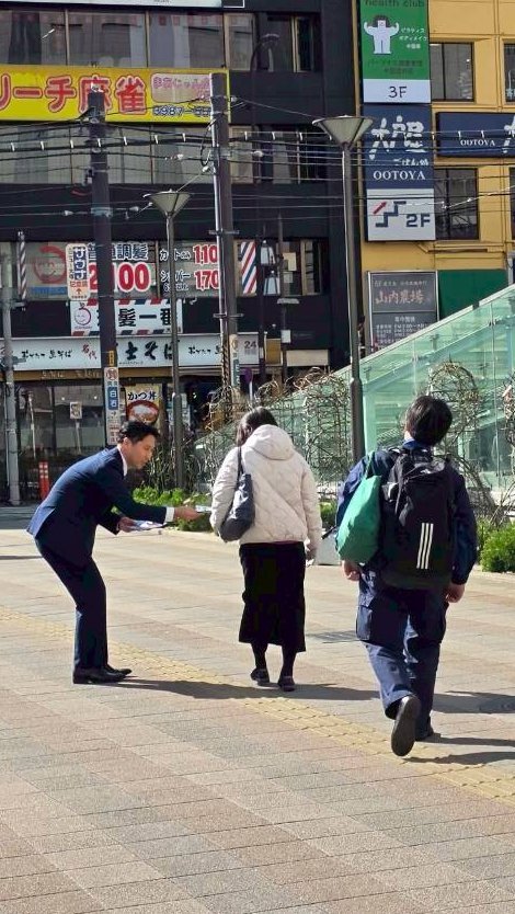 大塚駅にて 鈴木ようすけ（東京10区=文京区・豊島区）候補の街頭演説会にご一緒させていただきました