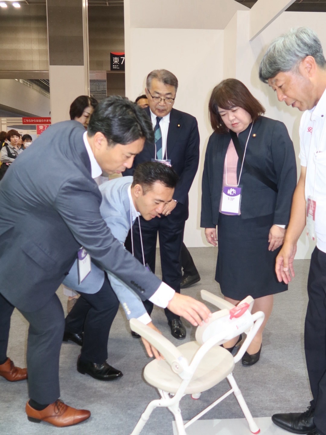 国際福祉機器展に、社会保障のあり方について先輩議員とも議論を深める機会となりました。