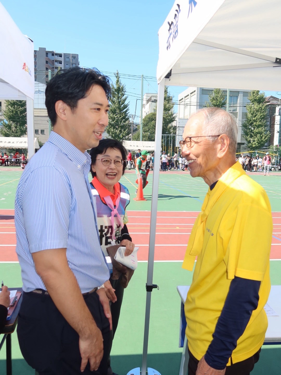 赤羽北地区の「第46回ファミリースポーツの集い」、続いて「東十条町会連合会大運動会」に伺いました