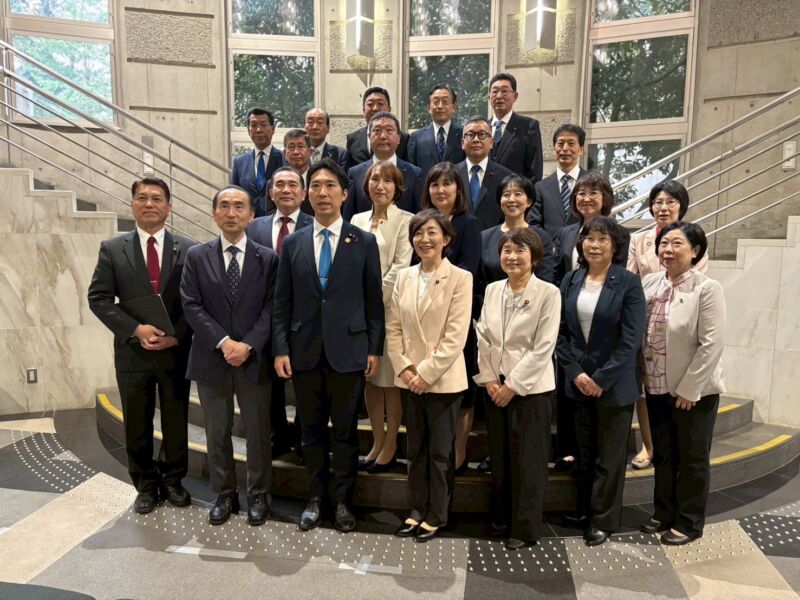 Image for the Tweet beginning: 本日、公明党東京都本部「西多摩未来プロジェクトフォーラム」を開催しました。
 テーマは「西多摩の地域医療と健康を語る」。

栗岡東京都副知事、自治体より首長並びに行政の責任者の皆様にご参加いただき、大変意義深い会となりました。 